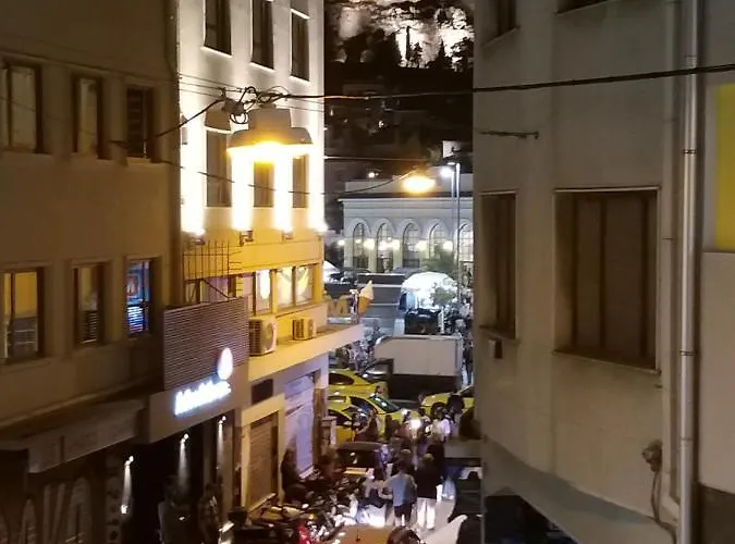 Amazing s @ Monastiraki Subway Station